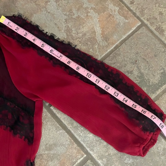 ⭐️BOGO FREE⭐️ BUCKLE BOUTIQUE Red and Black Sheer Lace Blouse - Picture 11 of 13